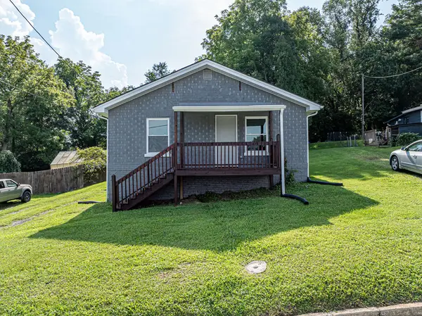 716 Goolsby St., Marion, VA 24354