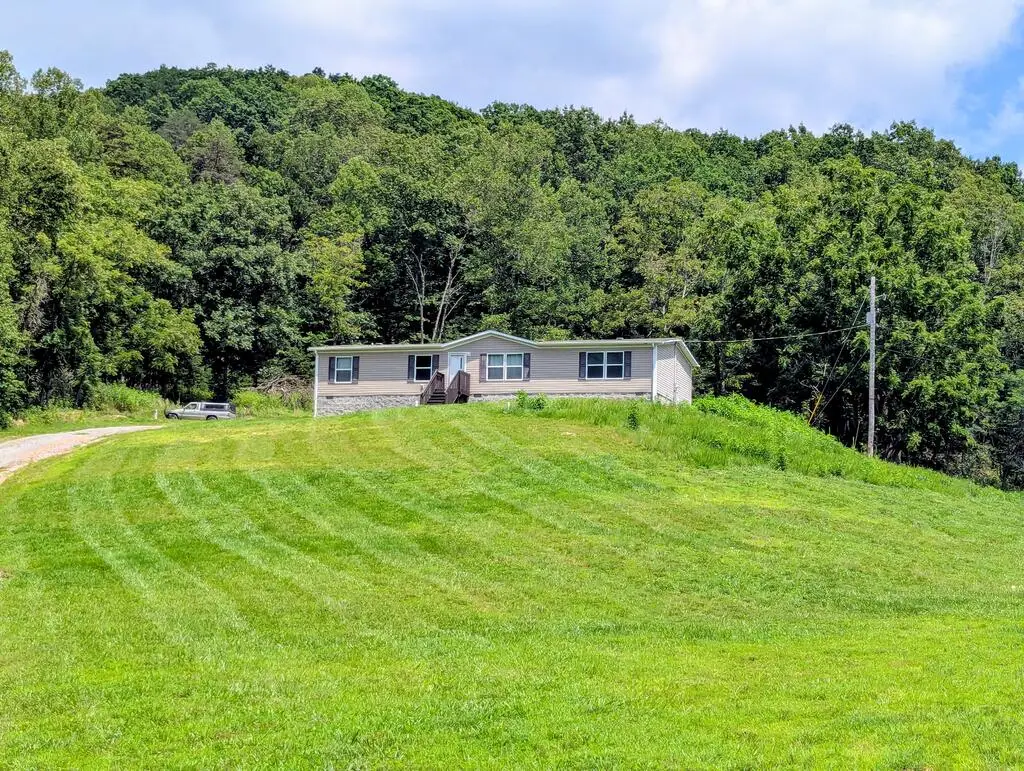 5404 Coles Rd, Elliston, VA 24087 - #1