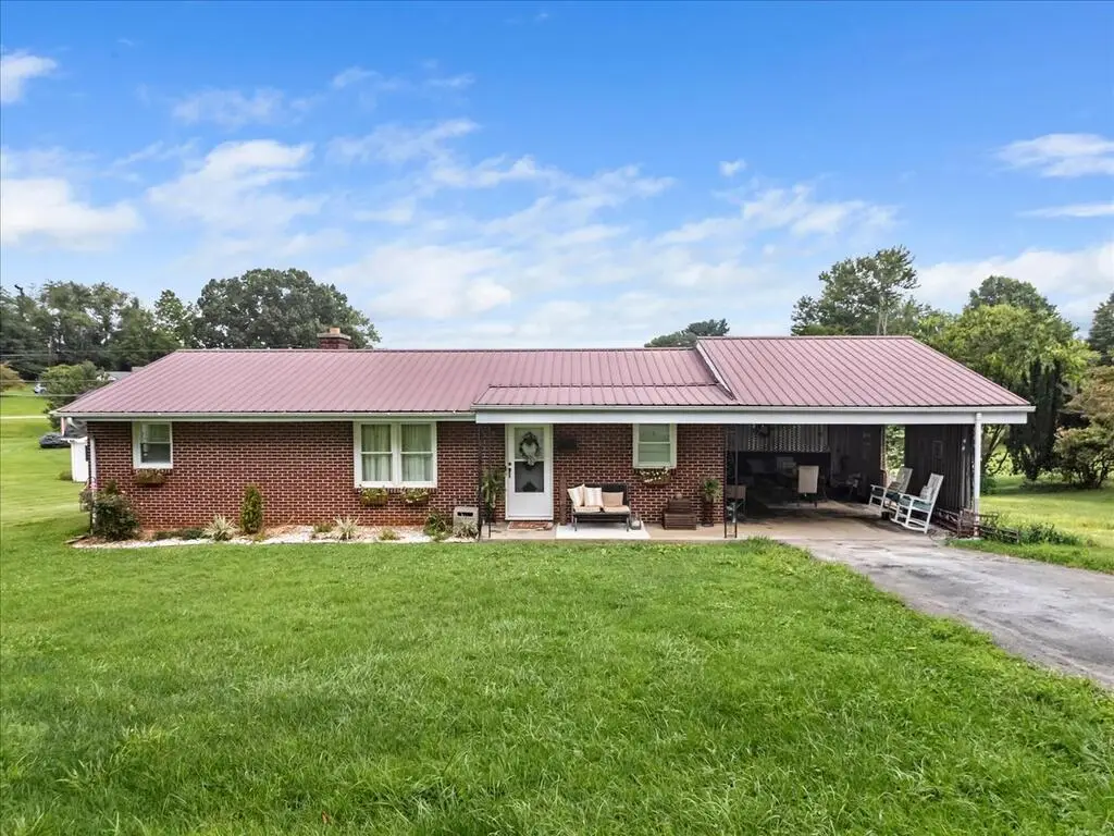620 Stagecoach Road, Glade Spring, VA 24340 - #1