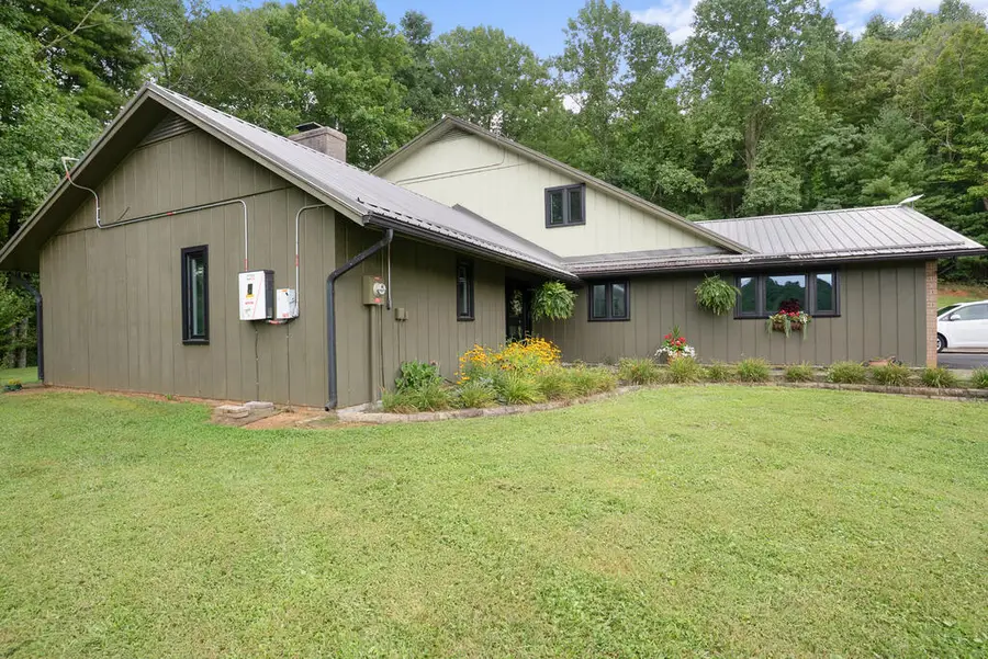 173 Arabian Lane, Woodlawn, VA 24381 - #3