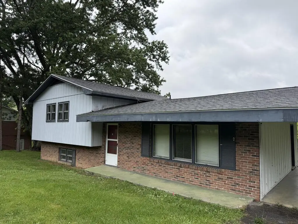 5046 B. F. Buchanan Highway, Tazewell, VA 24651 - #1