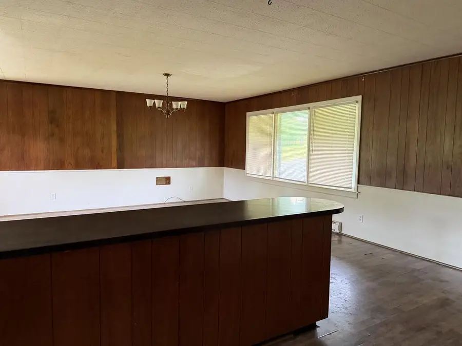 5046 B. F. Buchanan Highway, Tazewell, VA 24651 - #3