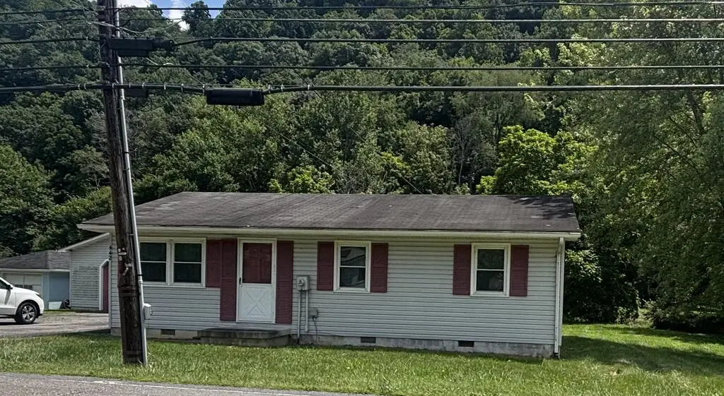 442 INDIAN CREEK ROAD, Cedar Bluff, VA 24609 - #1
