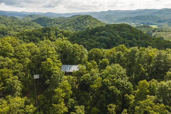 12457 Veterans Memorial HWY, Fort Blackmore, VA 24250