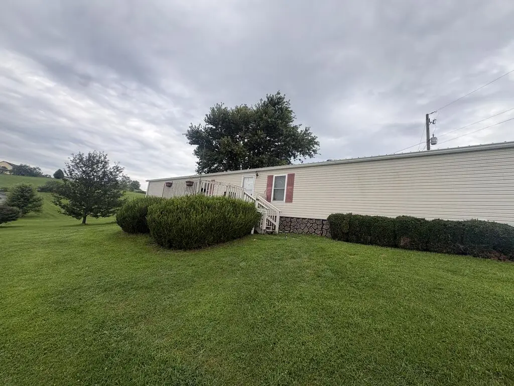 132 Glade View Lane, Rural Retreat, VA 24368 - #1