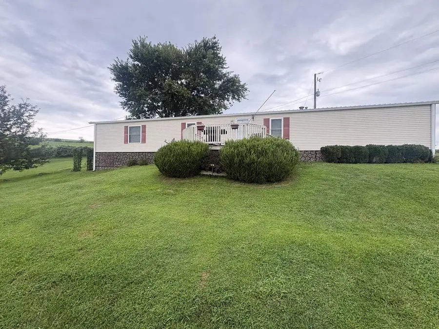 132 Glade View Lane, Rural Retreat, VA 24368 - #2