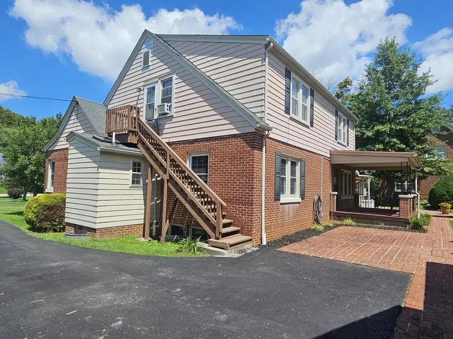 799 Main Street, Tazewell, VA 24651 - #3