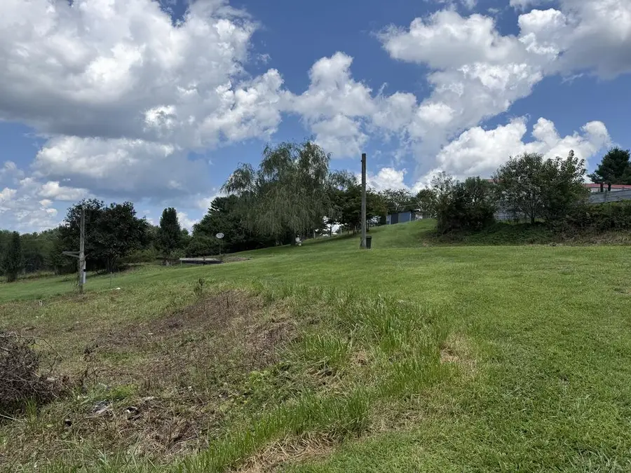 2814 Lime  Kiln, Fries, VA 24330 - #3