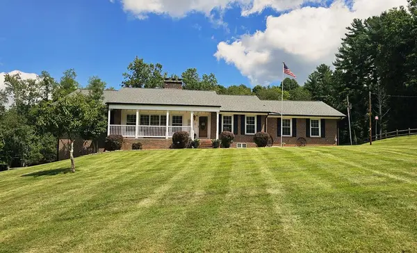 627 Marion Avenue, Tazewell, VA 24651