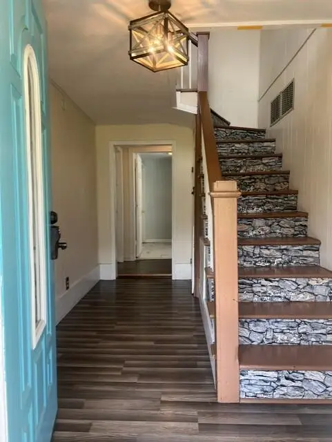 391 DOGWOOD ROAD, Tazewell, VA 24651 - #3