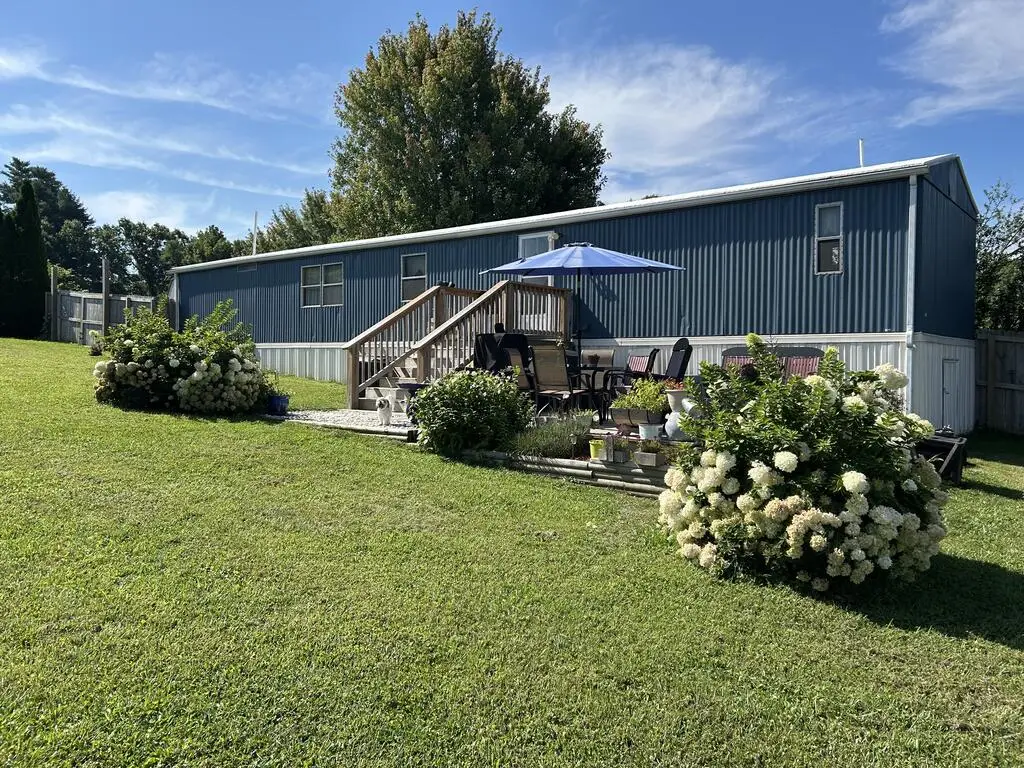 180 Pleasant View Rd, Austinville, VA 24312 - #1