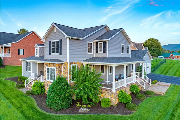 1755 Monroe, Wytheville, VA 24382