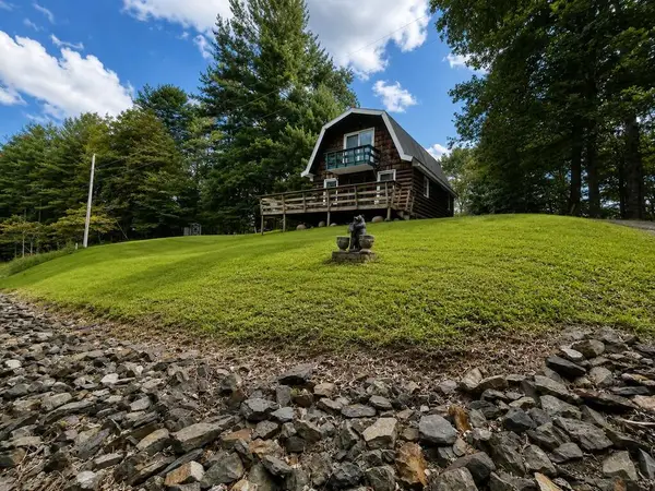 393 Kanawha Ridge Road, Dugspur, VA 24325