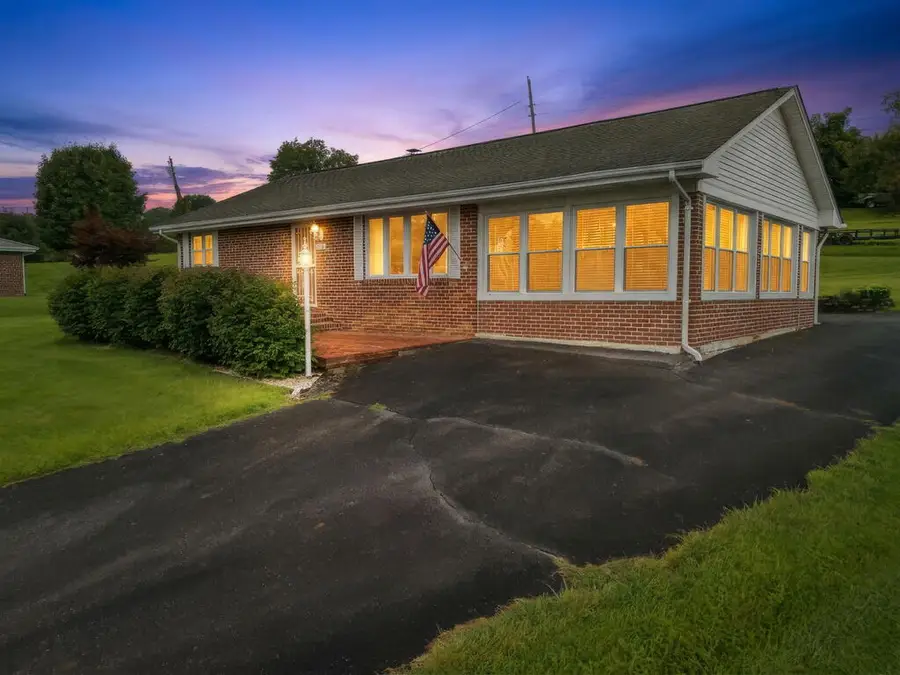 116 Monte Vista Drive, Glade Spring, VA 24340 - #2