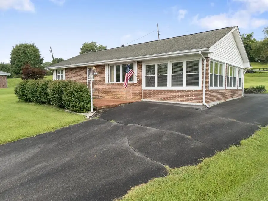 116 Monte Vista Drive, Glade Spring, VA 24340 - #3
