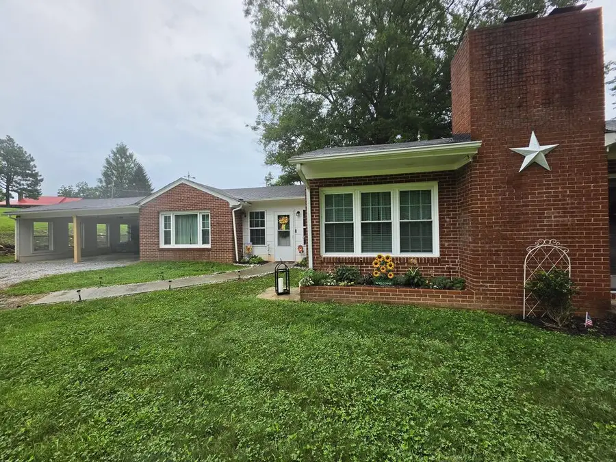 4606 Wards Gap Rd, Cana, VA 24317 - #2