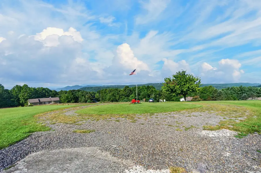 135 Overlook Trail, Fancy Gap, VA 24328 - #3