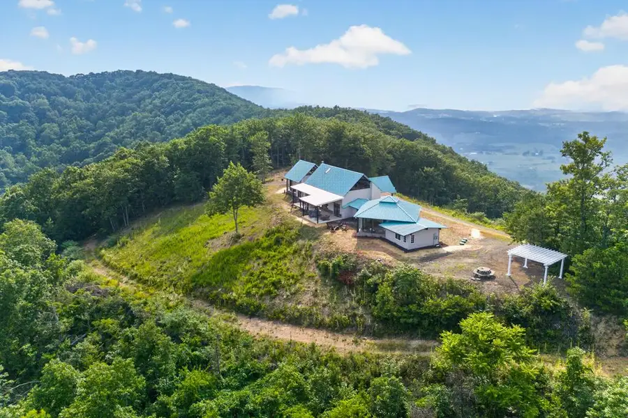 1485 Lead Mine Rd, Austinville, VA 24312 - #2