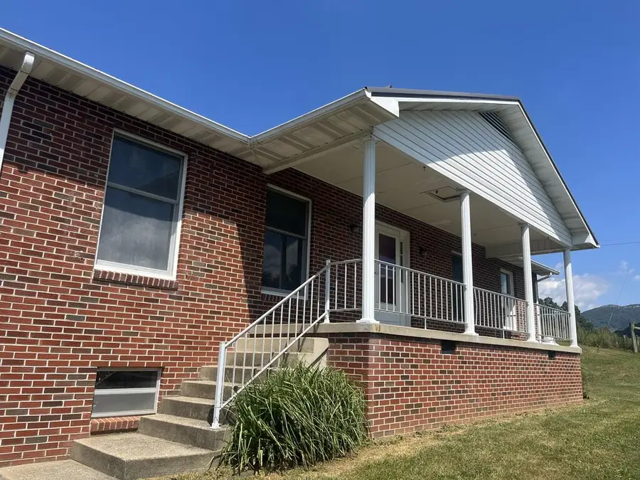 108 Meredith Lane, Tazewell, VA 24651 - #3