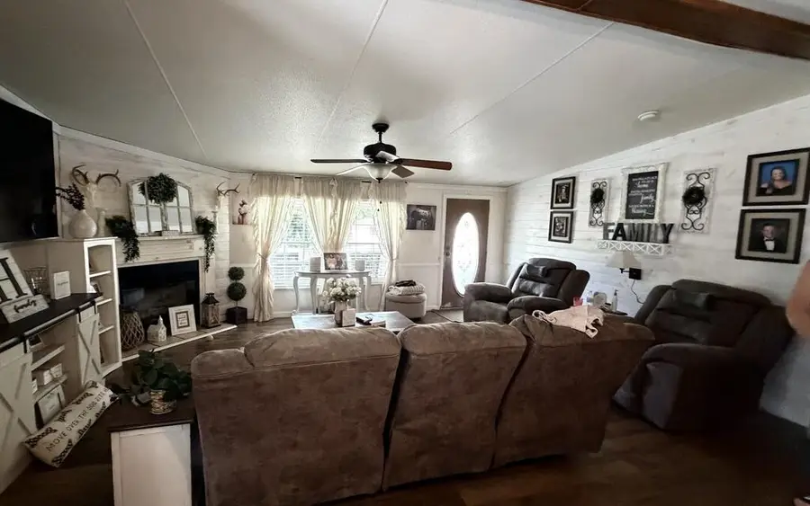 1091 Harman Fork Road, Raven, VA 24639 - #3