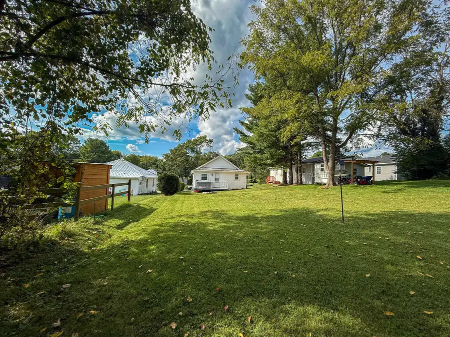 445 Lexington Street, Wytheville, VA 24382 - #2