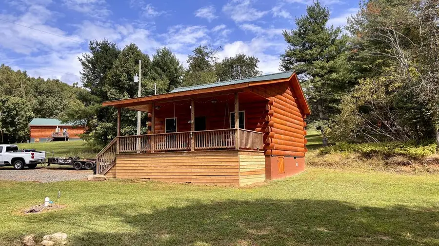 3471 Chantilly Dr, Fancy Gap, VA 24328 - #2
