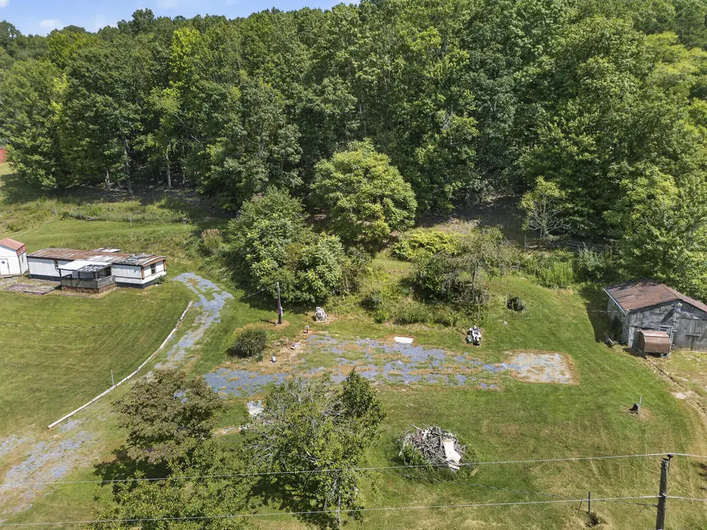 153 Reed Hollow Rd, Marion, VA 24354 - #1