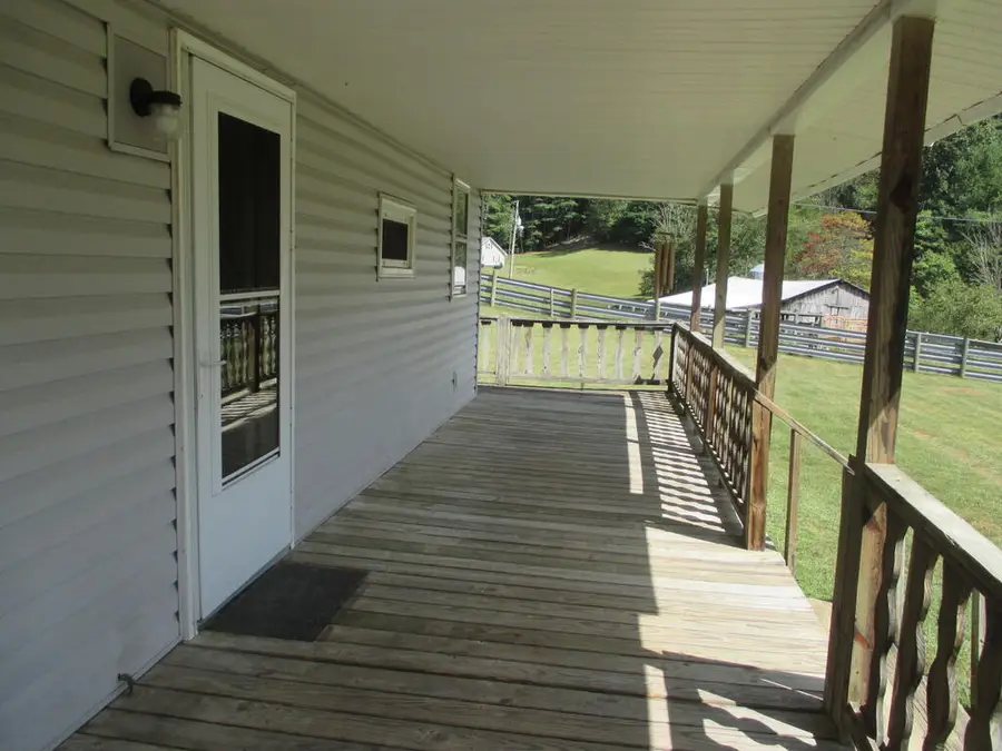 1277 Peach Bottom, Independence, VA 24348 - #3