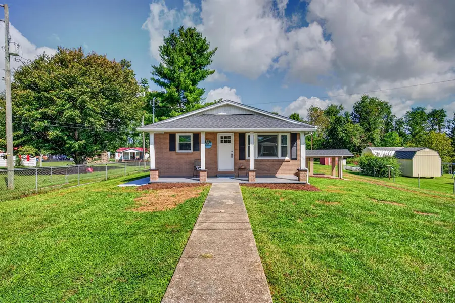 539 Friendly Circle, Marion, VA 24354 - #2