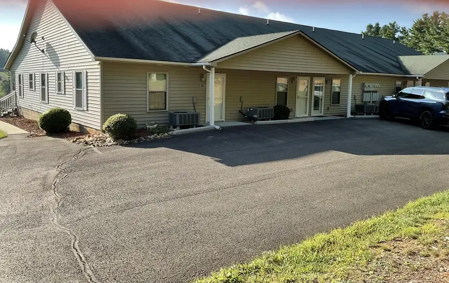 3235 Misty Trail, Fancy Gap, VA 24328 - #2
