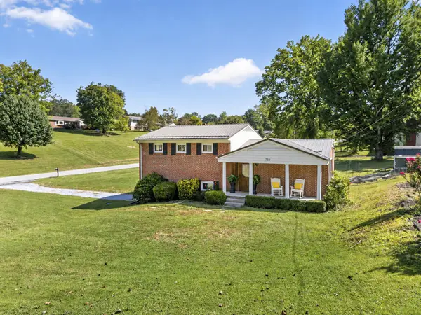 750 Fox Meadow Ln, Bristol, VA 24201