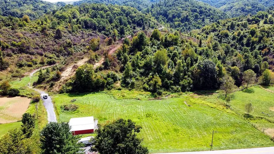 4832 Witten Valley Road, Tazewell, VA 24651 - #3