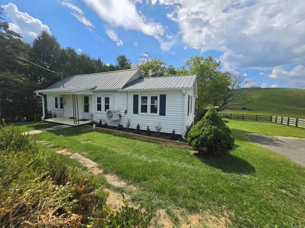 308 Kenbrook Dr, Galax, VA 24333 - #1