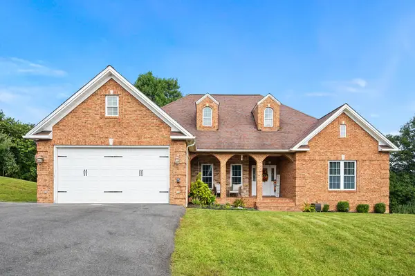 200 Sunrise Drive, Richlands, VA 24641