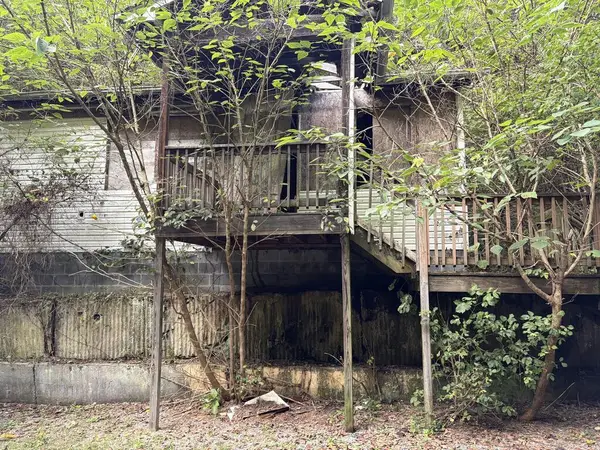 325 Henrytown Rd., Saltville, VA 24370