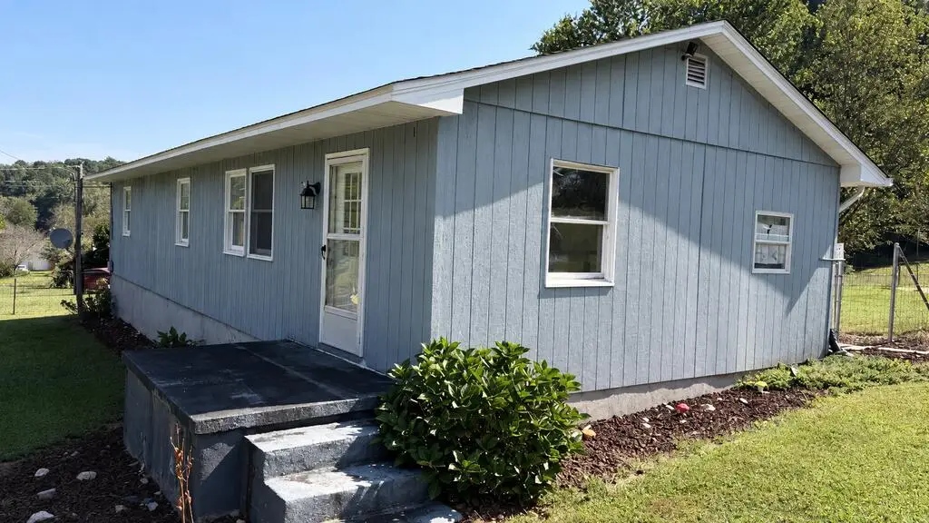 634 Currin Valley Road, Marion, VA 24354 - #1