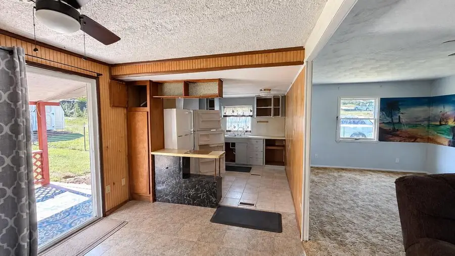 634 Currin Valley Road, Marion, VA 24354 - #2