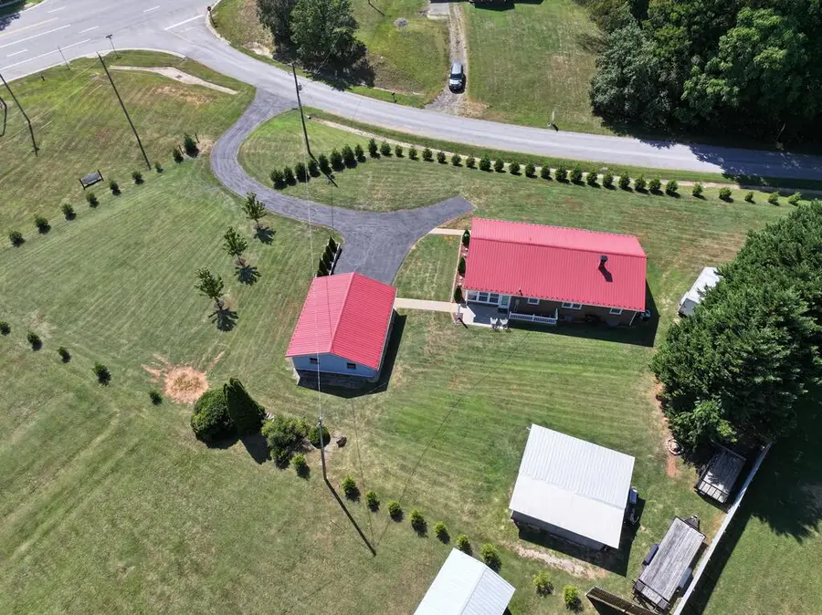 62 Connect Rd, Stuart, VA 24171 - #2