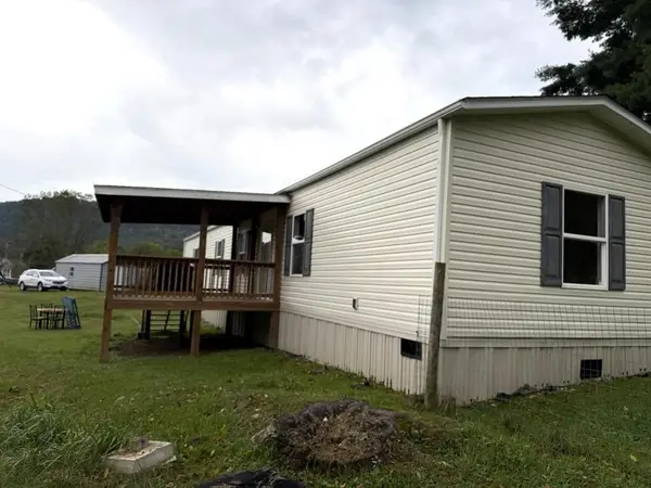 131 Sesame Street, North Tazewell, VA 24630