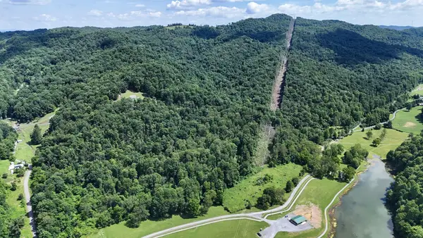 286 Ac Mountain Lake Drive, North Tazewell, VA 24630