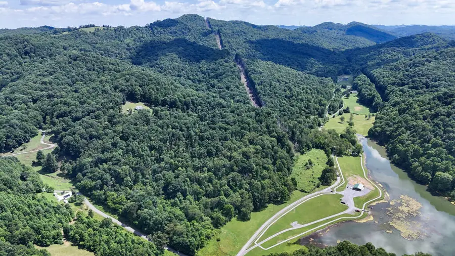 286 Ac Mountain Lake Drive, North Tazewell, VA 24630 - #3
