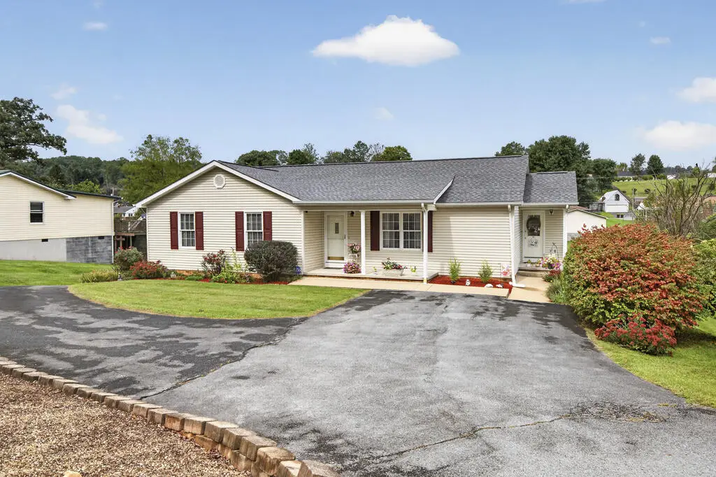 16000 Elementary Dr, Abingdon, VA 24210 - #1