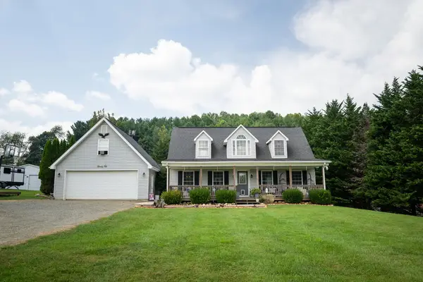 79 Silver Mine Trl, Galax, VA 24333