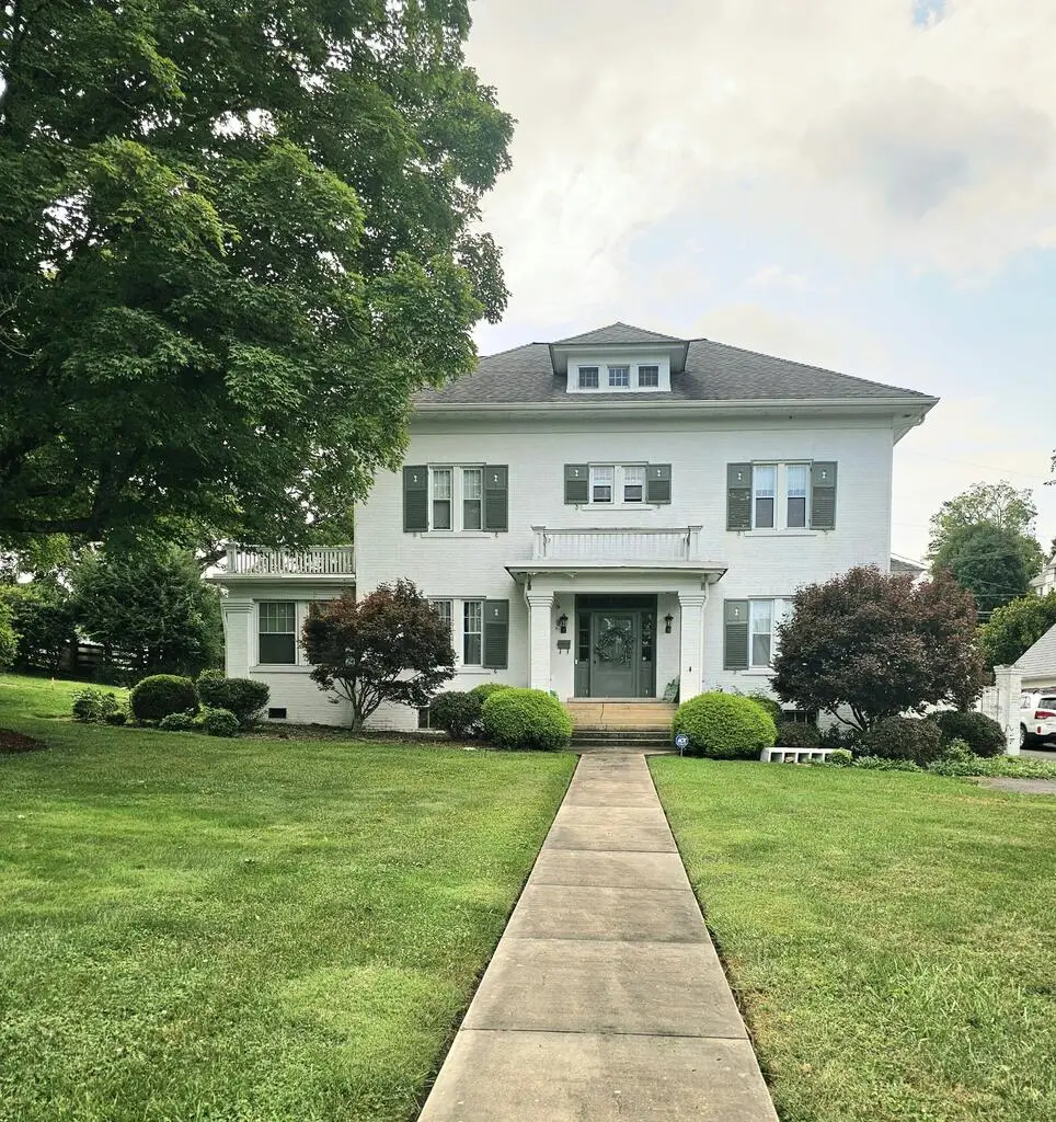 227 Church Street, Tazewell, VA 24651 - #1
