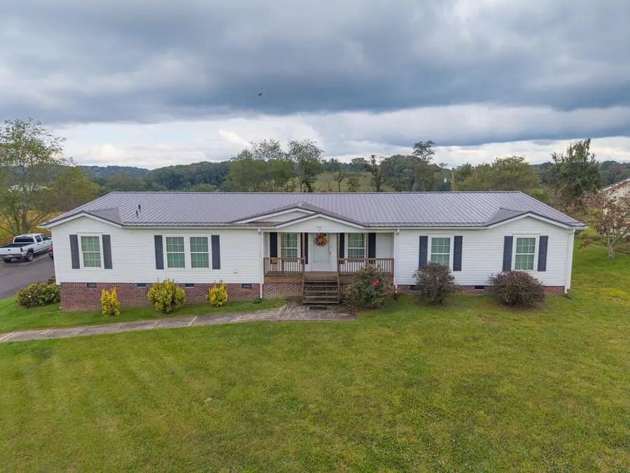 768 Ivanhoe Rd, Max Meadows, VA 24360 - #3