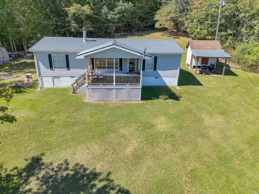 12199 McCulloch Dr., Abingdon, VA 24210 - #3