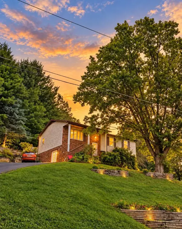 144 RAVINE STREET, Pounding Mill, VA 24637