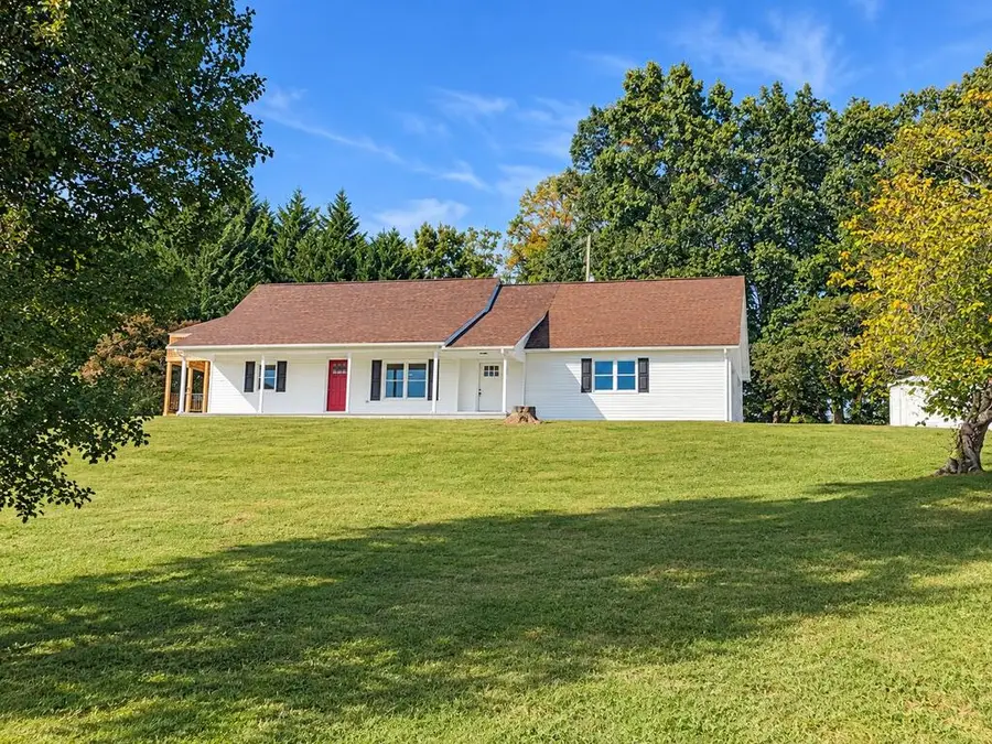 8 Little Rock Rd, Cana, VA 24317 - #2