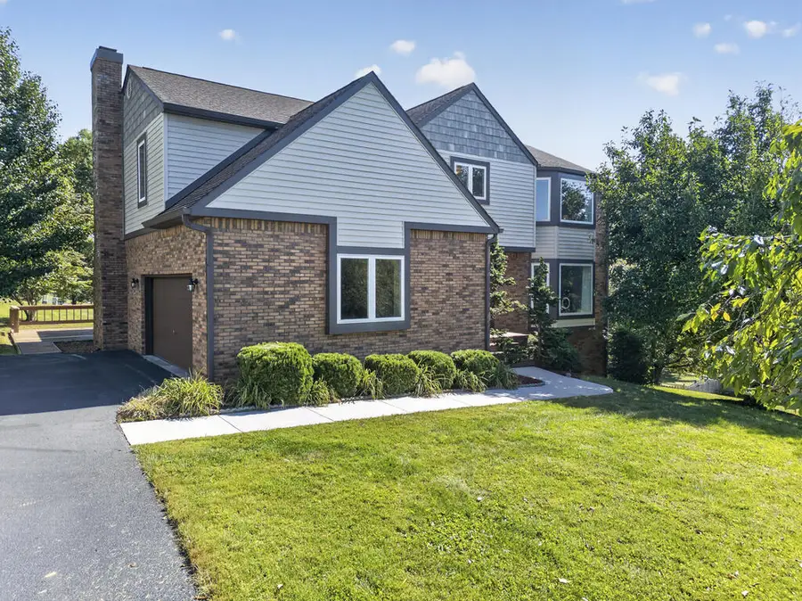 19365 Triple Crown Dr, Abingdon, VA 24211 - #2