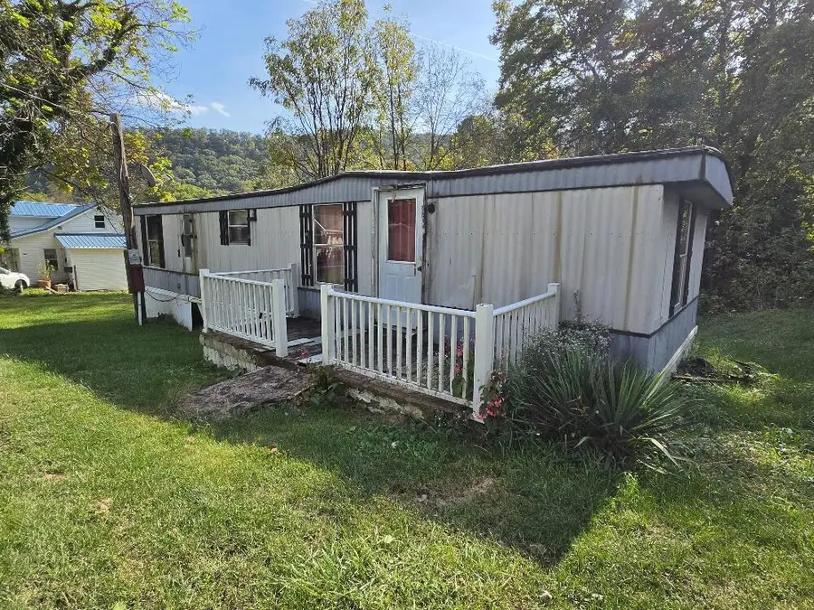 328 Lick Skillet Rd, Saltville, VA 24370 - #3